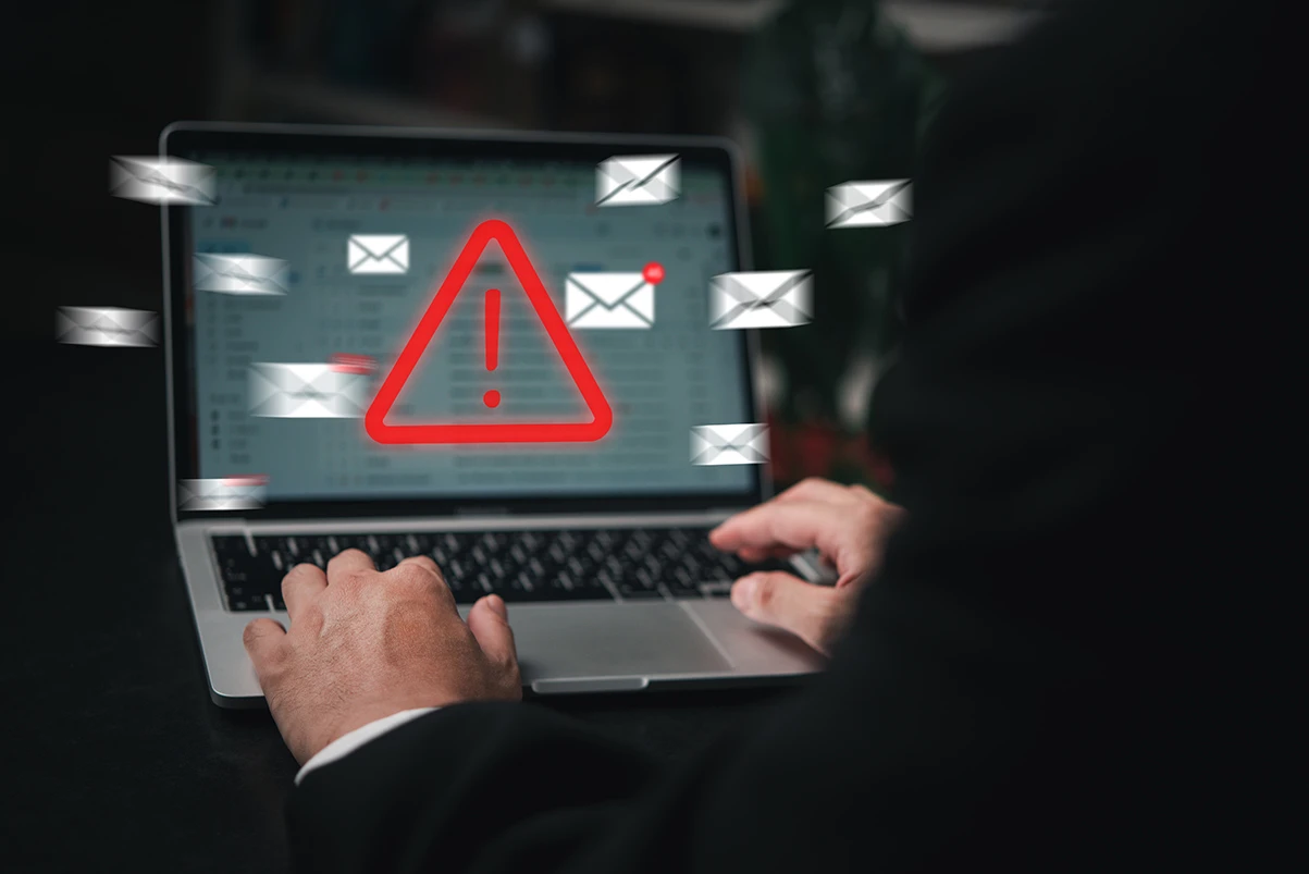 英国政府遭遇午夜暴风雪黑客攻击 媒体